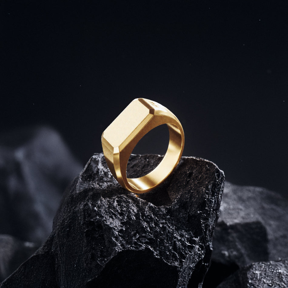 🎁 CLASSIC SIGNET RING (100% off)